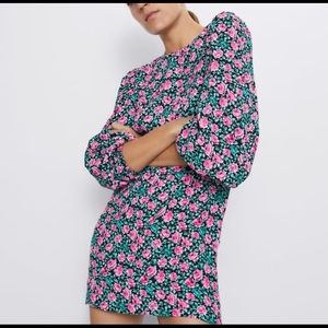 ✨Zara Floral Print Mini